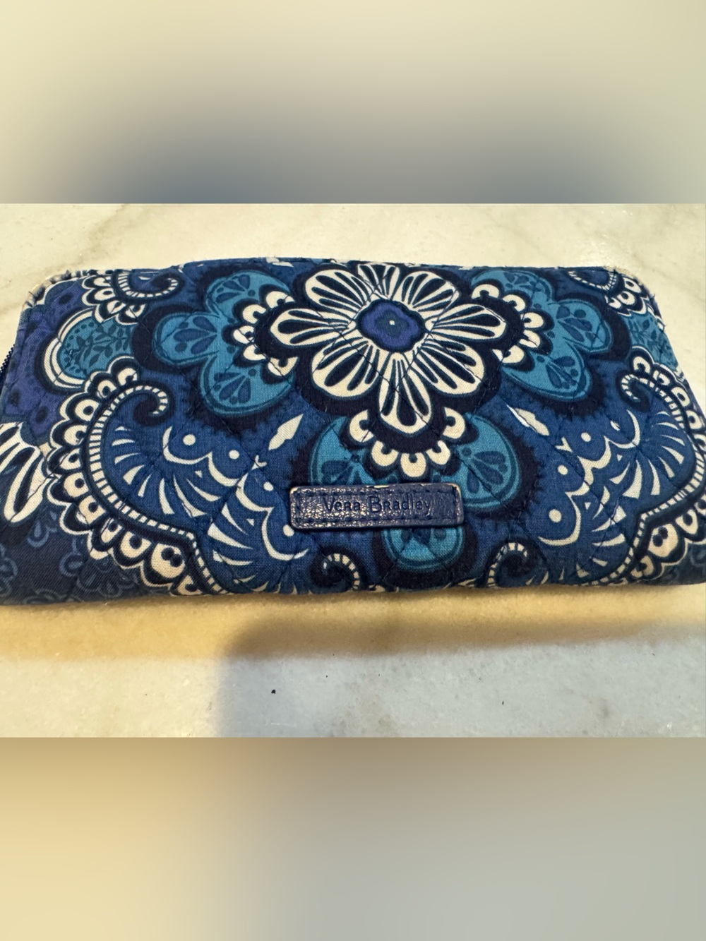 Vera Bradley Retired Blue Star Medallion Wallet